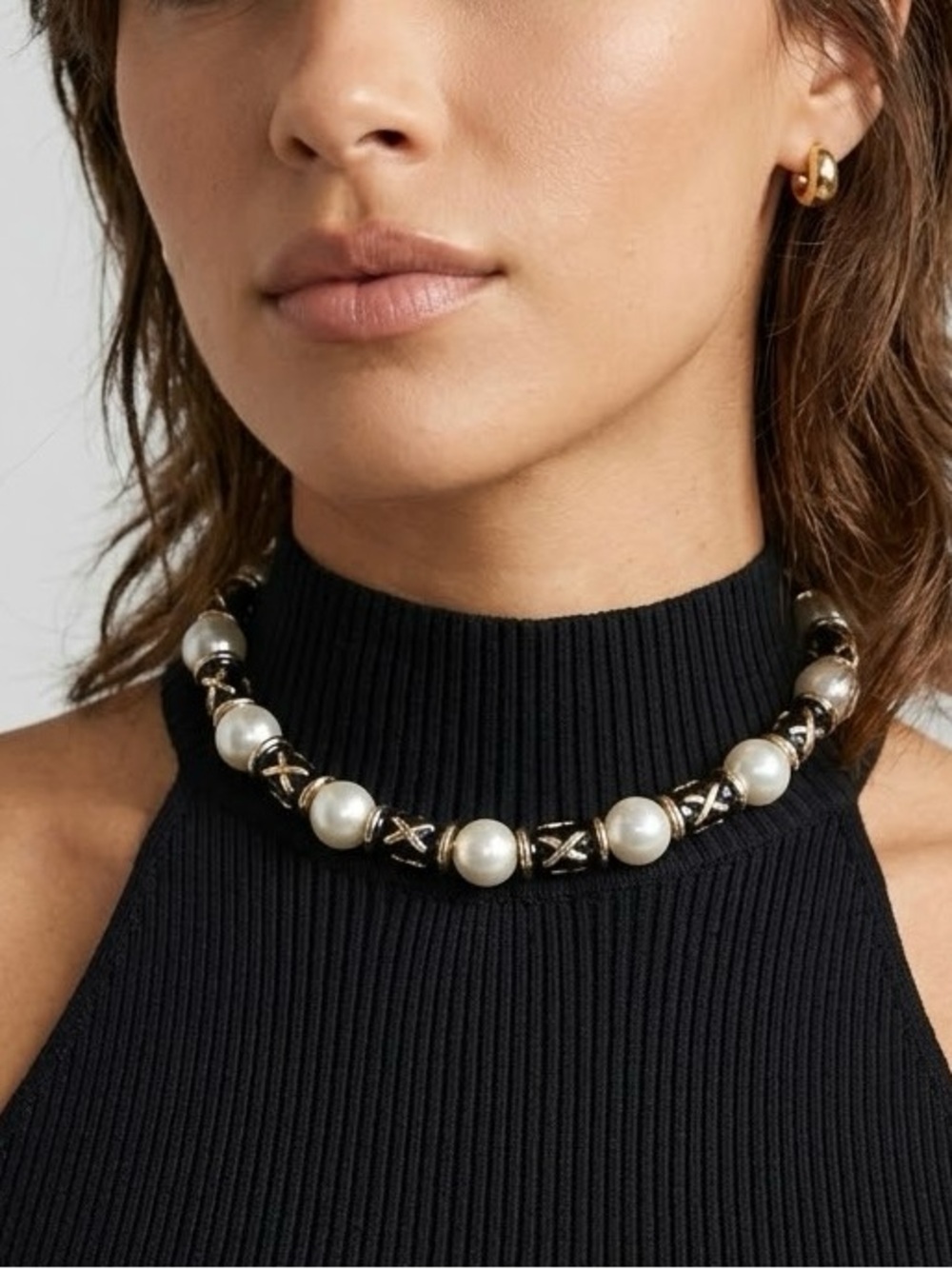 Vintage Faux Pearl & Black Enamel "X" Station Choker Necklace 16"
